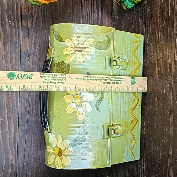 VINTAGE Victory Dome Top Lunchbox - Picture 2 of 12